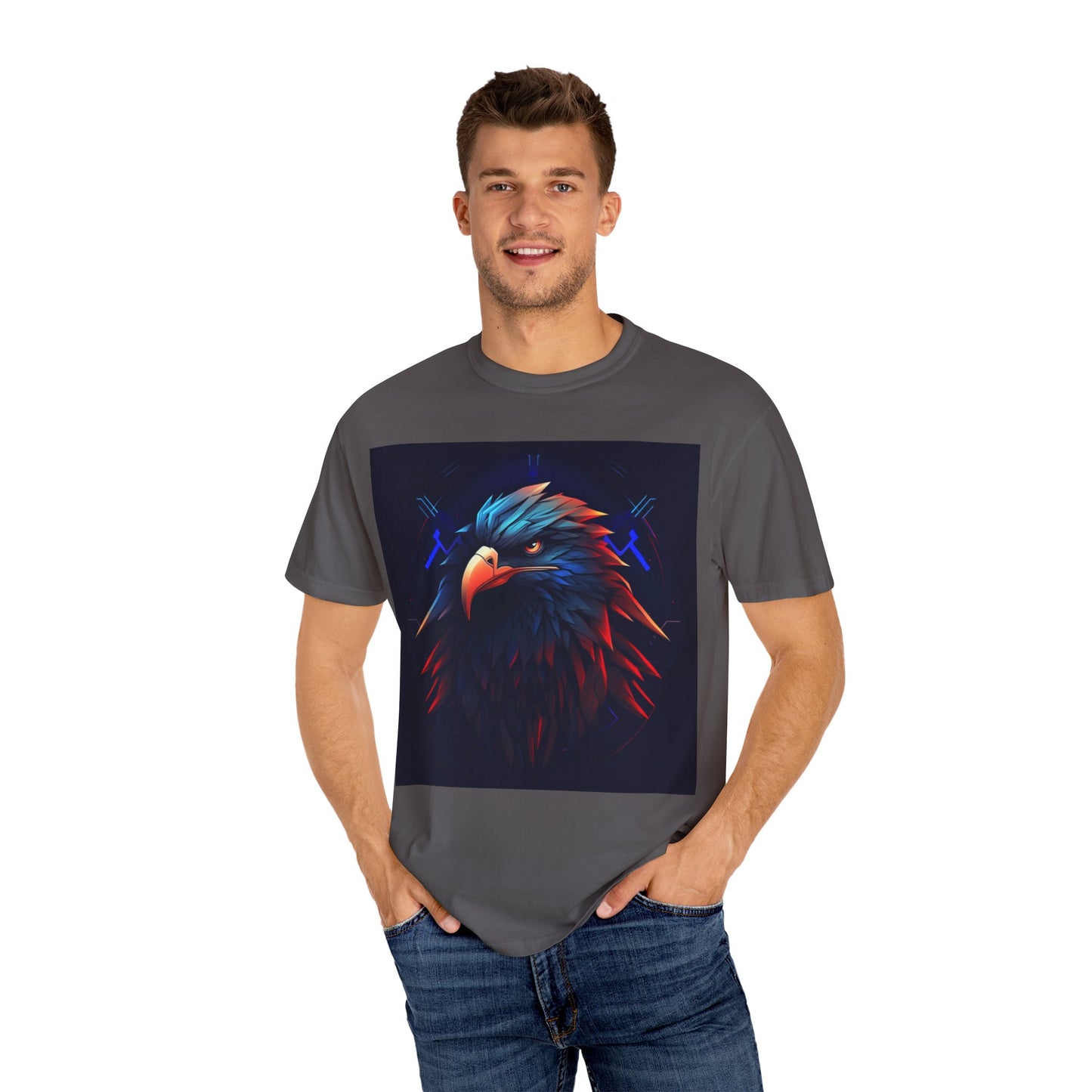 Eagle Graphic Unisex T-Shirt - Bold & Unique Design for Animal Lovers