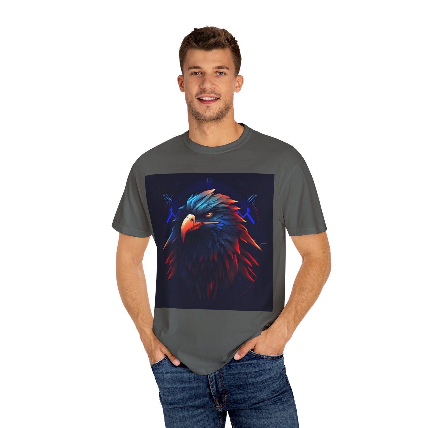 Eagle Graphic Unisex T-Shirt - Bold & Unique Design for Animal Lovers